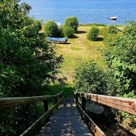 Insel Landhaus Bernstein *